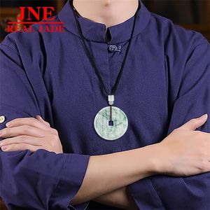 Ciondolo Ornamentale in Giada Naturale Tipo A con Motivo Fiore Fluttuante e Montagna Fantasma, per Uomo e Donna - Product Image 4