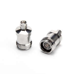 Adattatore da <span class=keywords><strong>MINI</strong></span> DIN a SMA Femmina 4.3-10 Connettore di Test 4.3/10 - Product Image 1