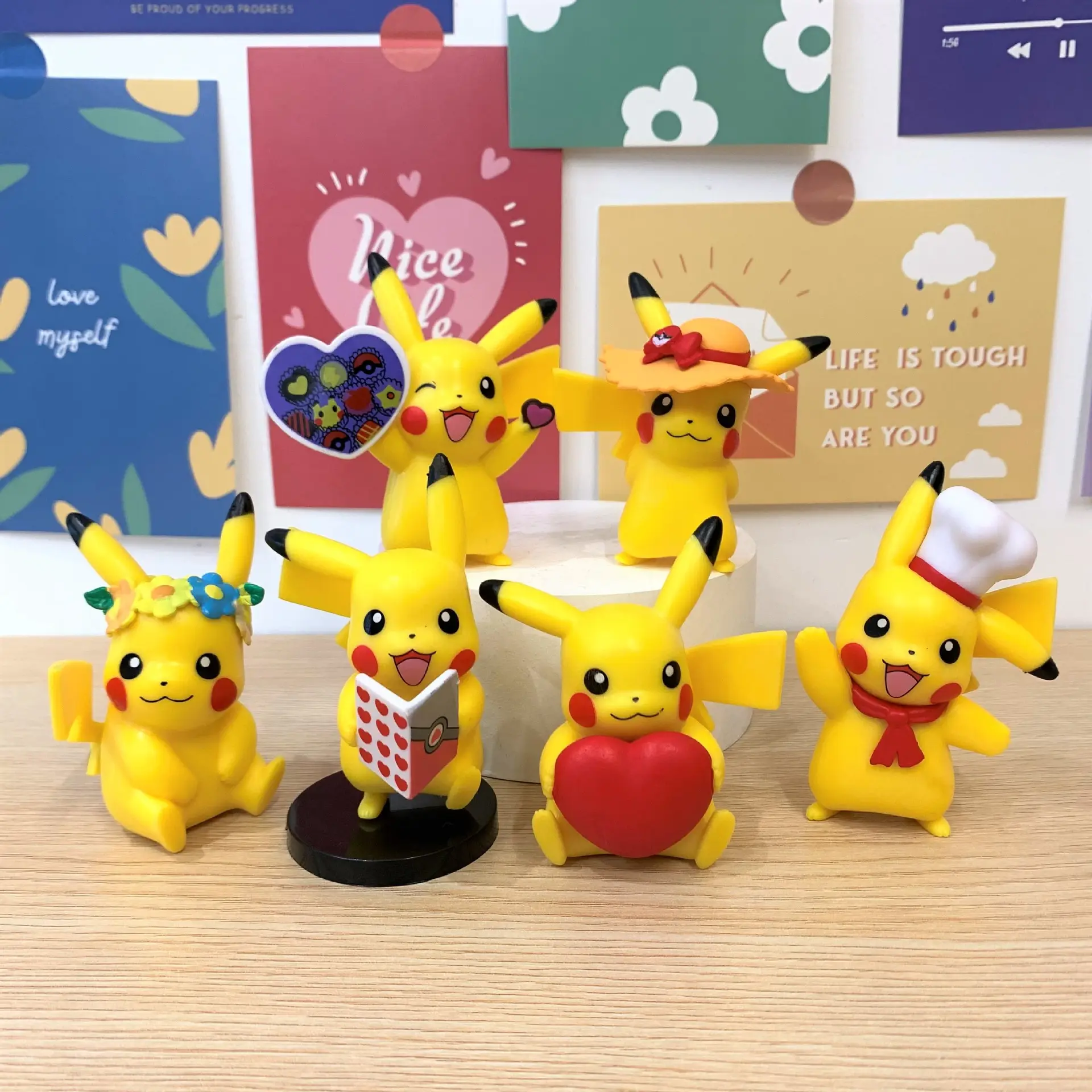 Ensemble de figurines d'action de poupée 3D, dessin animé, adorable collection Poke mon Pika, décoration de gâteau, voiture, cadeaux pour garçons