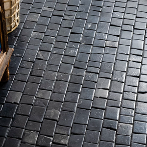 Mosaïque de pierre de jade noir rustique antique, finition vieillie, pour projets de restaurants, hôtels, gîtes, revêtement mural et de sol, vente en gros - Product Image 1