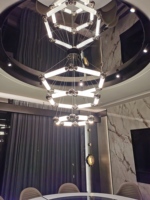 Lustre LED hexagonal moderne de luxe en verre, luminaire suspendu à plusieurs niveaux, finition dorée pour hall d'hôtel, villa, salon