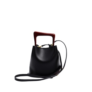 New Luxury crocodile Cowhide Handbag for <strong>Women</strong> Design Fashion Ladies High Quality Genuine Leather Large Capacity <strong>Bucket</strong> <strong>Bag</strong> - Product Image 1