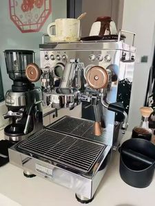 Machine à expresso semi-automatique à profil de pression KD-310P, compacte et polyvalente pour l'expresso et l'américano - Product Image 4