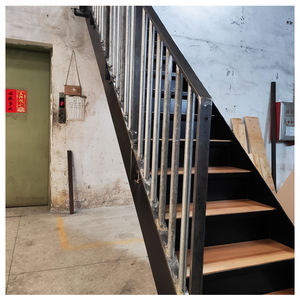 <span class=keywords><strong>Escalera</strong></span> <span class=keywords><strong>de</strong></span> Viga Recta <span class=keywords><strong>de</strong></span> <span class=keywords><strong>Madera</strong></span> <span class=keywords><strong>de</strong></span> Nogal Negro Personalizada Directamente para Loft en el Segundo Piso <span class=keywords><strong>de</strong></span> Dúplex <span class=keywords><strong>de</strong></span> Acero y <span class=keywords><strong>Escalera</strong></span> - Product Image 2