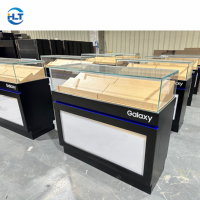 Comptoir de présentation en verre pour magasin de téléphonie mobile, ensemble de tables d'expérience |   Imperméable, écologique, recyclable, durable, personnalisé en usine, complet