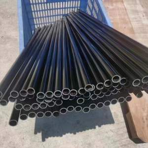 ท่อคาร์บอนไฟเบอร์ทรงสี่เหลี่ยมแบบพัลทรูชั่น สำหรับโซลูชันโครงสร้างน้ำหนักเบา - Product Image 1