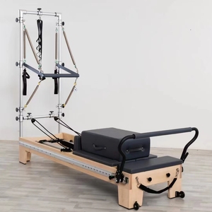 Pilates Reformer para uso doméstico con torre medio trapecio, Pilates Reformer con logotipo personalizado Pilates Studio - Product Image 1