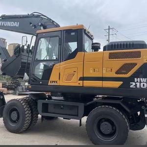 Excavatrice sur pneus Hyundai HW210 d'occasion, 21 tonnes, moteur Cummins, système hydraulique d'origine, pompe robuste pour travaux de terrassement - Product Image 3