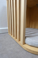 Modern houten kattenhuis bed meubels binnenhuisdierenverblijf met knusse kussen op maat gemaakt voor katten en kleine honden