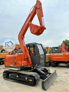 Miniexcavadora Usada Hitachi EX60-5 de Alta Durabilidad, Modelo 2024, Tipo Oruga, Excelente Estado, Equipada con Motor Cummins - Product Image 2