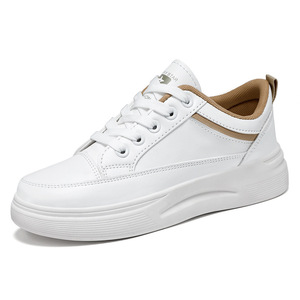 Nuove scarpe bianche in pelle microfibra suola spessa sneakers rialzanti scarpe casual moda <span class=keywords><strong>donna</strong></span> - Product Image 1