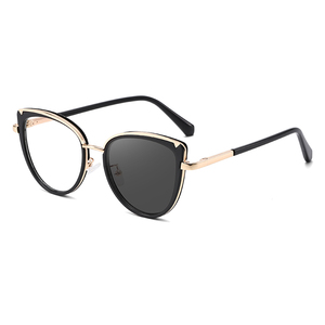 نظارات عين القط الفوتوكرومي أنيقة من Partagas ، مفصلة زنبرك UV400 ، نظارات مضادة للضوء الأزرق ، نظارات عيون بإطار بصري للنساء - Product Image 3