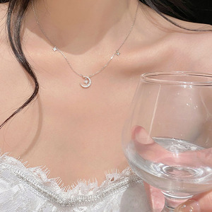 Collar Starlight Moon para Mujer, Estilo Lujoso y Exclusivo, Novedad 2024, Cadena para Clavícula, Regalo de Cumpleaños Perfecto para la Mejor Amiga - Product Image 1