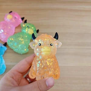 Juguete Sensorial GL Squishy de Animales, Vaca de las Tierras Altas, Juguete para Niños, Regalo para Fiestas Infantiles, Juguete para Apretar - Product Image 3
