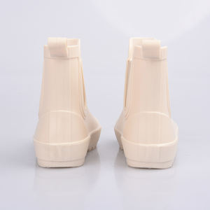 Bottes de <span class=keywords><strong>pluie</strong></span> basses légères antidérapantes imperméables pour filles de couleur <span class=keywords><strong>beige</strong></span> pour l'été et l'automne - Product Image 4