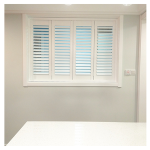 Blanc Couleur Angleterre Australie style <span class=keywords><strong>Baie</strong></span> <span class=keywords><strong>Vitrée</strong></span> coulissante en <span class=keywords><strong>bois</strong></span> véritable en <span class=keywords><strong>bois</strong></span> d'obturation de Plantation - Product Image 4