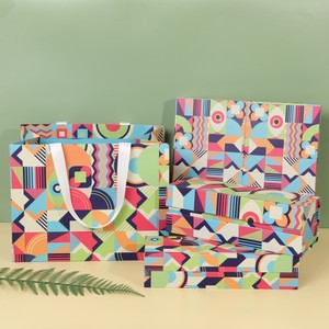 Cajas de impresión de nuevo diseño para bombones chocolates galletas dulces 300 GSM caja de papel embalaje caja de regalo de <span class=keywords><strong>Chocolate</strong></span> caja de papel - Product Image 6
