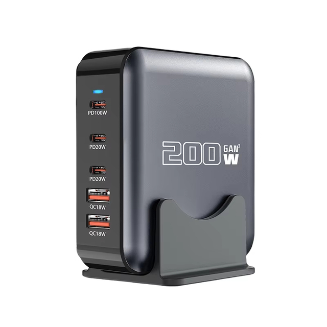 High Efficient Desktop Fast Charge 200W Gallium Nitride Charger, Fast, Safe, Convenient, the Perfect Combination of Power and Sp