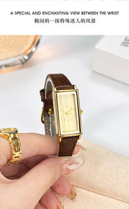 Reloj de Cuarzo con Correa de Cuero Rojo de Moda, Regalo Perfecto para las Fiestas para Mujer - Product Image 3