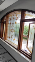 Maßgefertigtes Tiffany-Buntglas für Fenster und Türen von Gewächshäusern Unzerbrechliche Solide Hohlstruktur