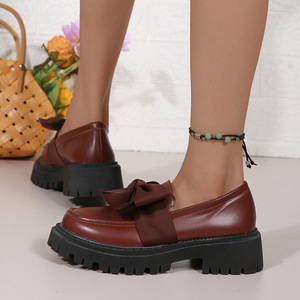 Chaussures en cuir à talon épais et semelle compensée, style britannique, nouvelle collection automne, grandes tailles, pour femme - Product Image 3