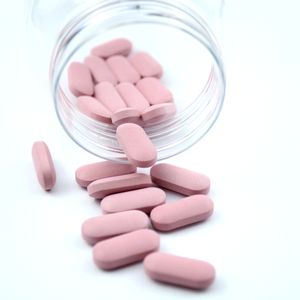 Tableta de suplemento complejo multivitamínico <span class=keywords><strong>B</strong></span>, suplemento multimineral de vitamina C al mejor precio GMP - Product Image 4