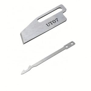 Lame de machine à coudre interlock à trois aiguilles et cinq fils pour Pegasus W500/M700 SiRUBA 747/757 - Product Image 1