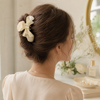 Newyeah Vente en gros Pince à cheveux en acétate de cellulose avec nœud papillon de 9 cm, logo personnalisé, maintien solide, accessoires pour cheveux pour femmes