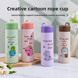 Nuova Tazza d'Acqua in Vetro a Doppio Strato Colorata, con Cordino Cartoon, Regalo Promozionale con Logo, Antiurto, Bottiglia Portatile all'Ingrosso - Product Image 3