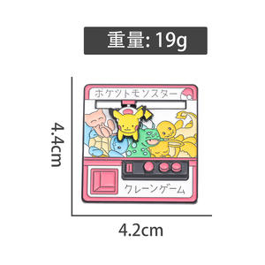 Épingles à badges mobiles en métal de haute qualité de 4.4cm pour les fans de jeu Poke Monster <span class=keywords><strong>Pikacu</strong></span> dans un style de machine à griffes mignon comme cadeau - Product Image 3