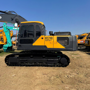 รถขุดขนาดเล็ก Volvo EC10 มือสอง สภาพดี รุ่น EC210 น้ำหนัก 21 ตัน เครื่องจักรก่อสร้าง ชั่วโมงการทำงานต่ำ อะไหล่แท้ มือสอง - Product Image 1