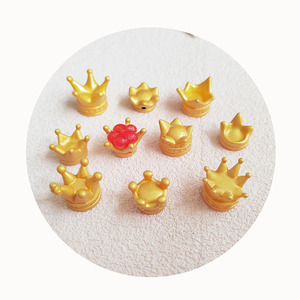3DมงกุฎMiniatures 17*22 มม.Cavaii Cabochonsเรซิ่นเครื่องประดับCharmsตุ๊กตาของเล่นมินิกษัตริย์เจ้าหญิงมงกุฎFigurinesหัตถกรรม - Product Image 4