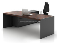 Bureau de direction de luxe en bois massif personnalisable 2026 – Table de bureau de PDG en bois massif haut de gamme