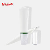 Emballage de crème cosmétique pour le corps en plastique ovale personnalisé en gros Bouteilles HDPE douces au toucher avec applicateur