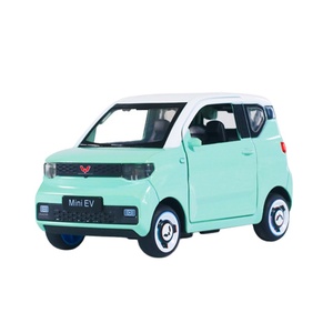 Giocattoli 1:28 Mini Wuling Van modello simpatici auto in lega con suono di Macro luci porta di simulazione <span class=keywords><strong>Hobby</strong></span> modello <span class=keywords><strong>Pre</strong></span>-costruito per i ragazzi - Product Image 1