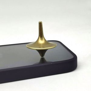 Gyro de doigt en gros pour la décompression et le soulagement du stress pour hommes et femmes, jouet amusant anti-stress à technologie de pointe - Product Image 4