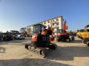 Bomba de caja de cambios de motor mini usada de 5 toneladas para mantenimiento de canales de riego agrícola, dominante en múltiples terrenos y de respuesta rápida, para KX163 - Product Image 4