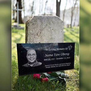 Chinese <strong>Memorial</strong> <strong>Plaques</strong> Personalized Portrait <strong>Memorial</strong> Headstone Marker Engraved on Premium Black Granite Headstones - Product Image 1