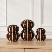 Vase en céramique brun rougeâtre, forme double gourde, à rayures verticales, vase décoratif pour fleurs, pour le salon, décoration de la maison