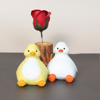 Ornement sculpté en bois, pingouin et canard, fait main, animal mignon, décoration de bureau, décoration de voiture, fourniture transfrontalière, personnalisable