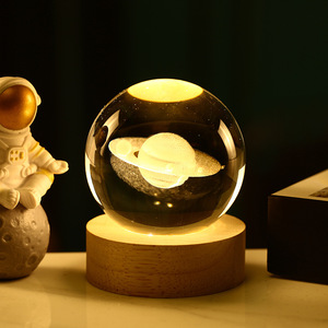 Boule de bois d'art 3D Gravure laser Système solaire Télécommande moderne vierge Veilleuse LED Lampe de table Série Soleil et planète - Product Image 6