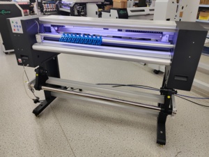 Nataly 1300mm/1600mm Coupeur XY numérique à rouleaux haute précision pour découpe transversale de papier peint et autocollants vinyle - Product Image 1