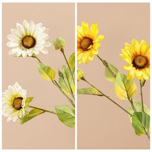 Tige unique de tournesol artificiel Sugiura blanc et jaune pour décoration de mariage et d'intérieur - Product Image 3