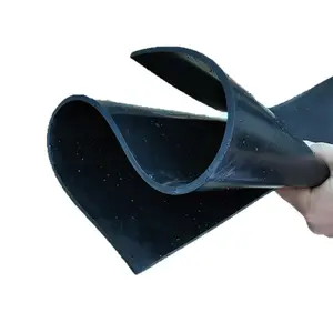 Rollo de láminas de goma de neopreno negro Cr de 10mm 5mm duradero resistente al desgaste de fábrica de China