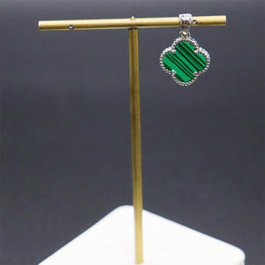 Collar con Colgante de Ágata Trébol de Cuatro Hojas, Plata de Ley 925, Chapado en Oro de 18K, Diseño Personalizado, Conjunto de Joyería Moderna - Product Image 5