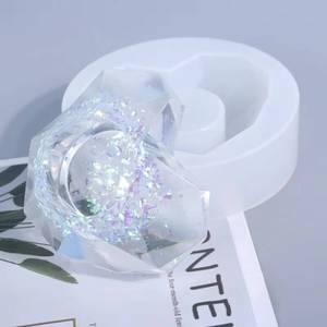 Mini molde de silicona con forma de diamante octogonal geométrico para macetas de resina, ideal para plantas suculentas - Product Image 2