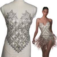 Nouvelles appliques en strass en forme d'éventail, ornées de perles et de pierres de cristal, pour corsages de robes de mariée et de soirée