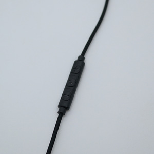 Cable de auriculares semiterminado DIY con micrófono, conector de 3.5mm, 120cm, cable de audio TPE negro para periféricos de audio - Product Image 2