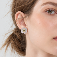 KAVNAR Boucles d'oreilles marguerite fleur zircon vert laiton plaqué or blanc