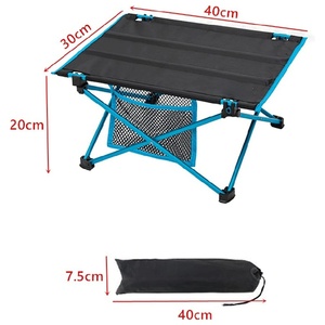 Table pliante compacte et légère pour le camping, les pique-niques, la plage, la cuisine et les repas - Product Image 2